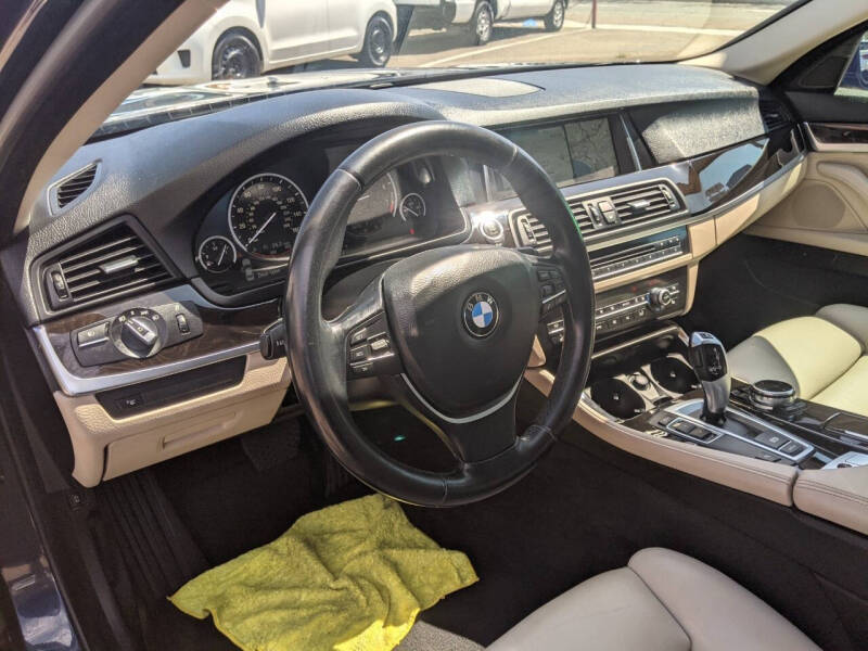 2014 BMW 5 Series 528i