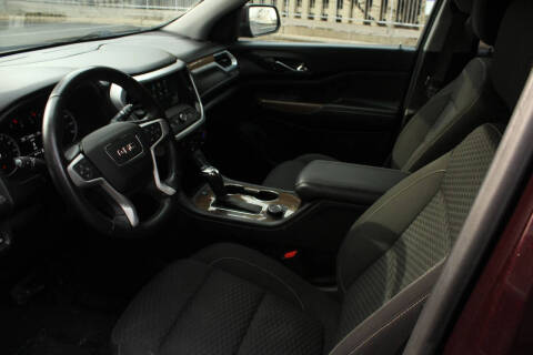 2017 GMC Acadia SLE-2