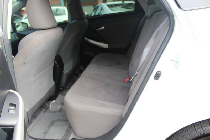 2014 Toyota Prius Plug-in Hybrid