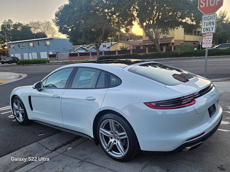 2019 Porsche Panamera 4