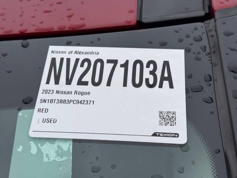 2023 Nissan Rogue SV