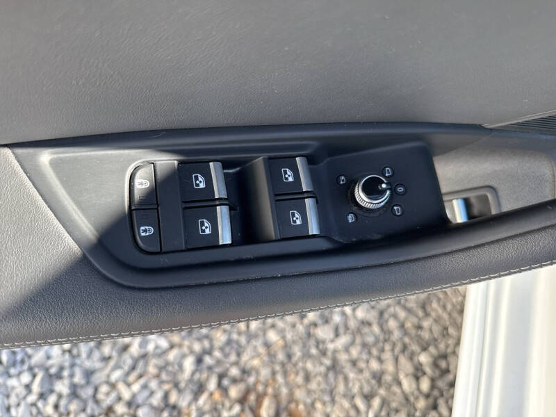 2024 Audi A4 quattro S line Prem Plus 45 TFSI