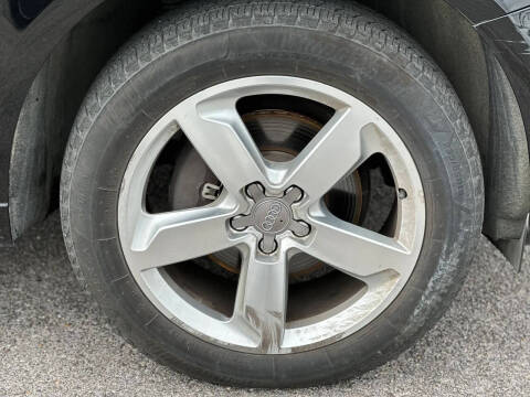2012 Audi Q5 3.2 quattro Premium Plus