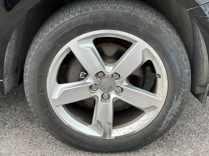 2012 Audi Q5 3.2 quattro Premium Plus