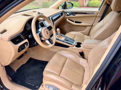 2015 Porsche Macan S