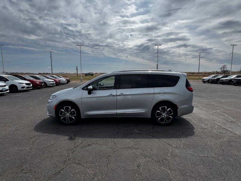 2026 Chrysler Pacifica Pinnacle