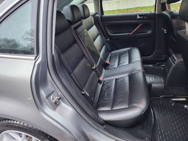 2003 Volkswagen Passat W8 4Motion