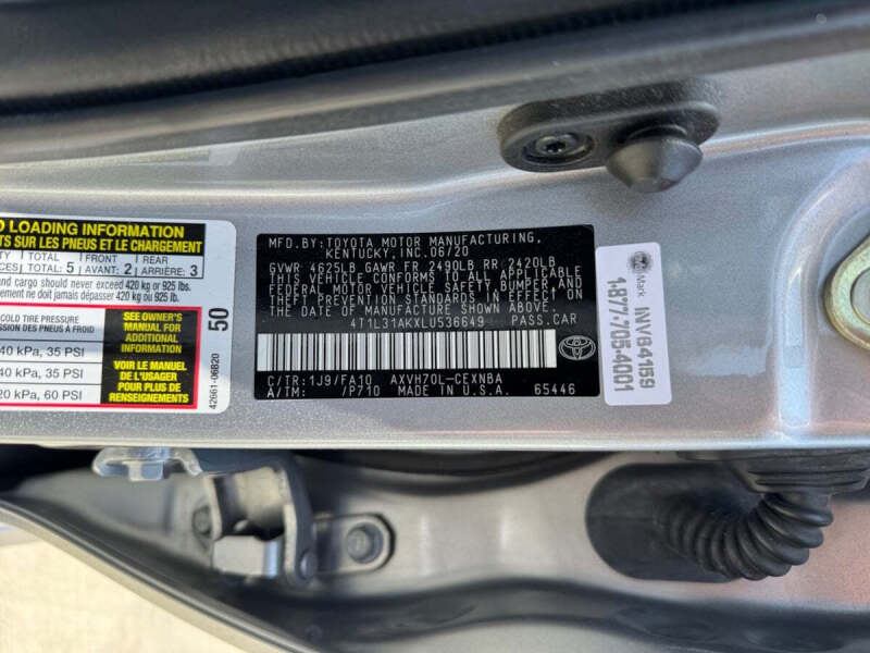 2020 Toyota Camry Hybrid LE