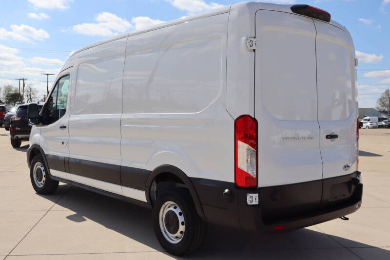 2025 Ford Transit 250