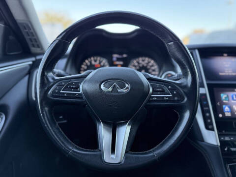 2021 Infiniti Q50 Luxe