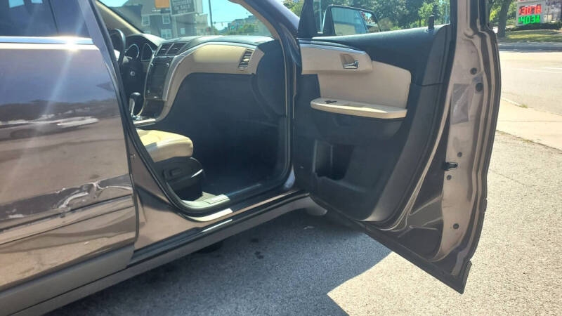 2009 Chevrolet Traverse LTZ