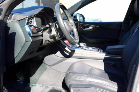 2020 Audi Q8 quattro Premium Plus 55 TFSI