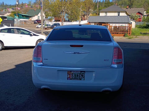 2014 Chrysler 300