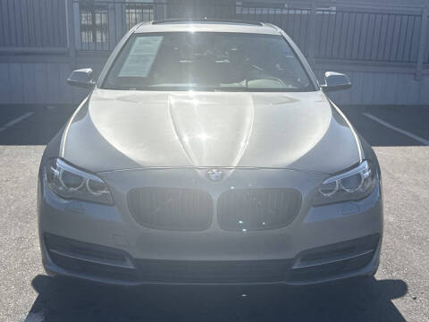 2014 BMW 5 Series 528i