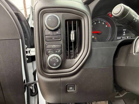 2024 GMC Sierra 2500HD Pro