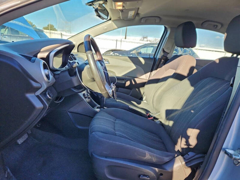 2017 Chevrolet Sonic LT Auto