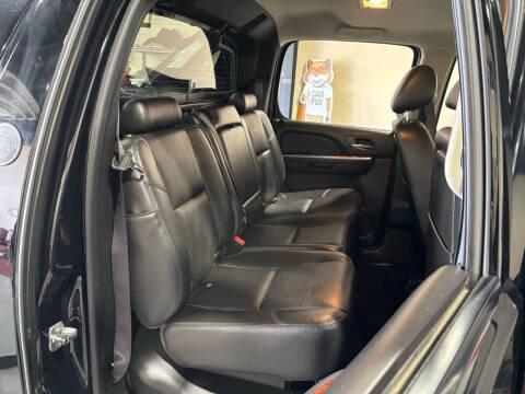 2013 Chevrolet Avalanche LTZ Black Diamond