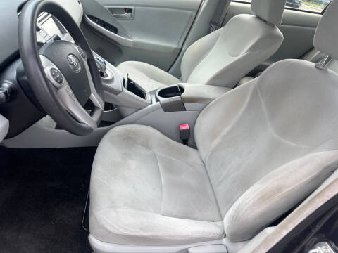 2013 Toyota Prius Two