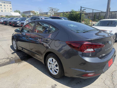 2020 Hyundai Elantra SE