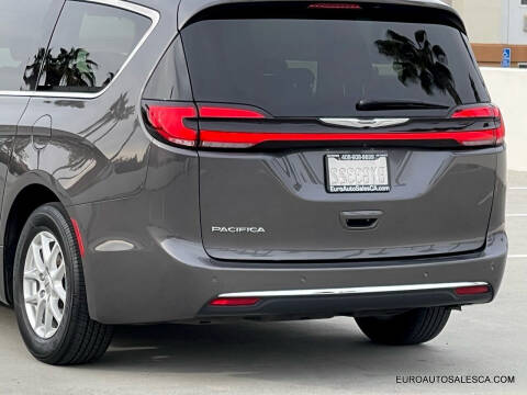 2021 Chrysler Pacifica Touring L