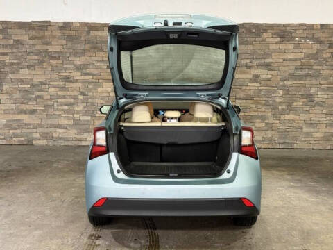 2022 Toyota Prius XLE