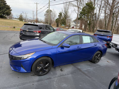 2023 Hyundai Elantra SEL