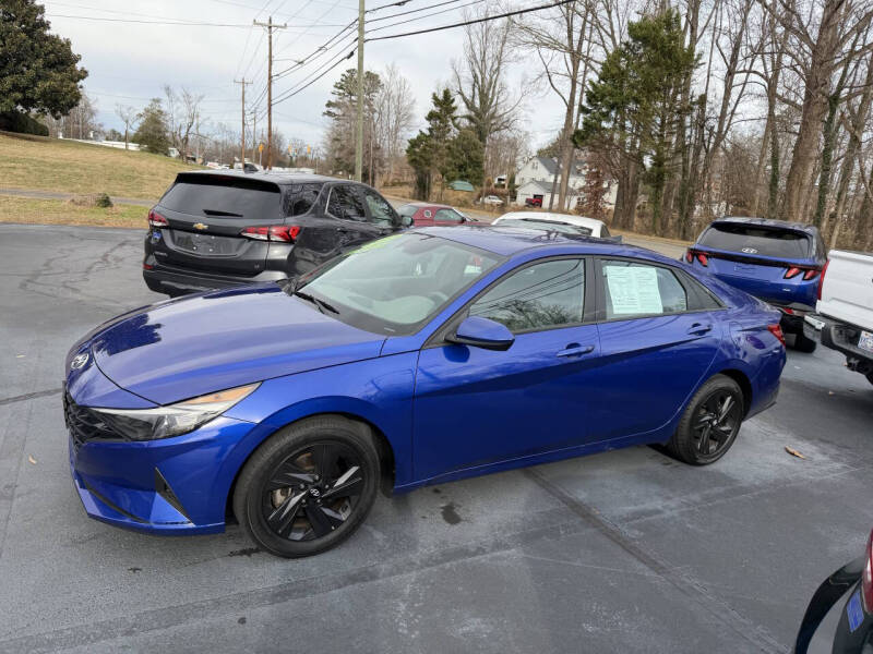 2023 Hyundai Elantra SEL