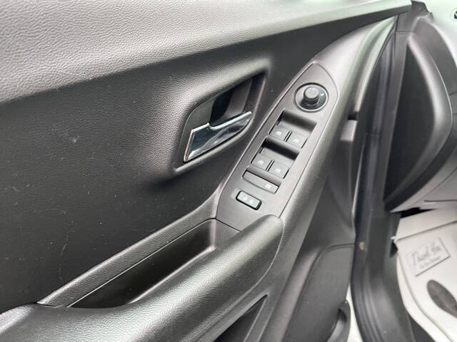 2022 Chevrolet Trax LS