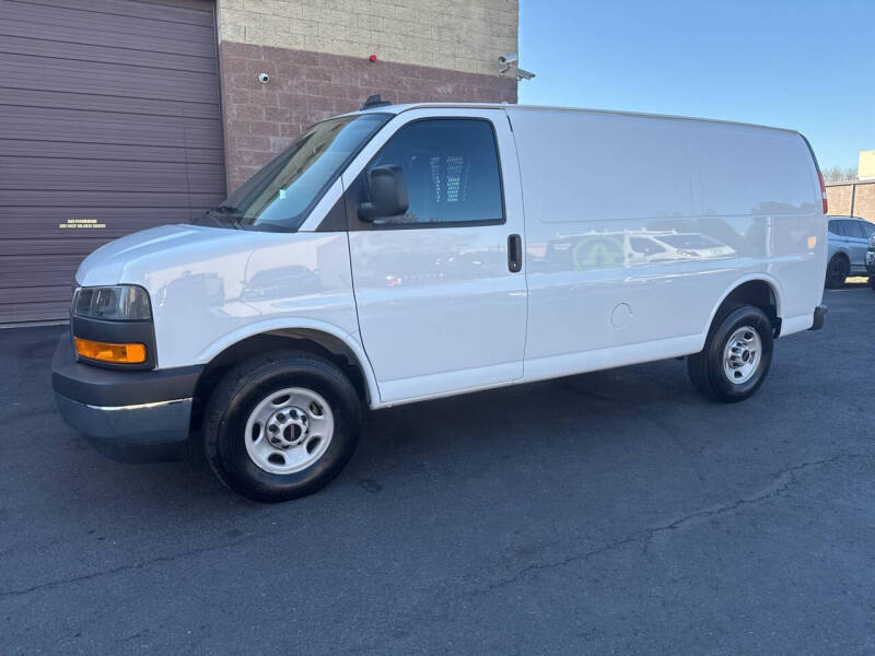 2024 GMC Savana 2500