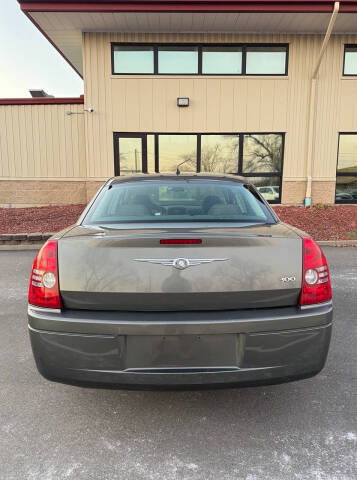 2008 Chrysler 300 LX