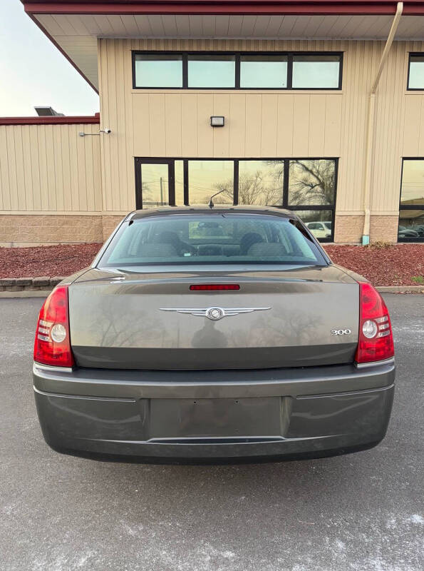 2008 Chrysler 300 LX