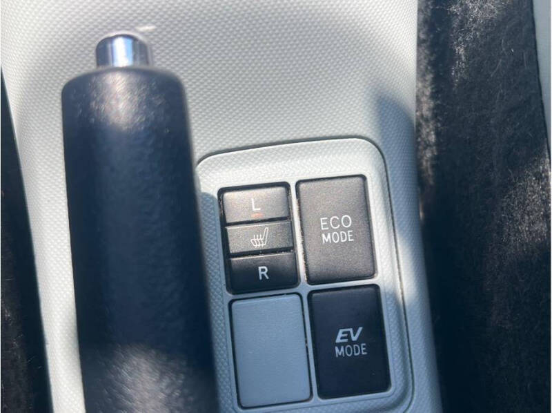 2013 Toyota Prius c