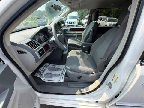 2010 Chrysler Town and Country Touring