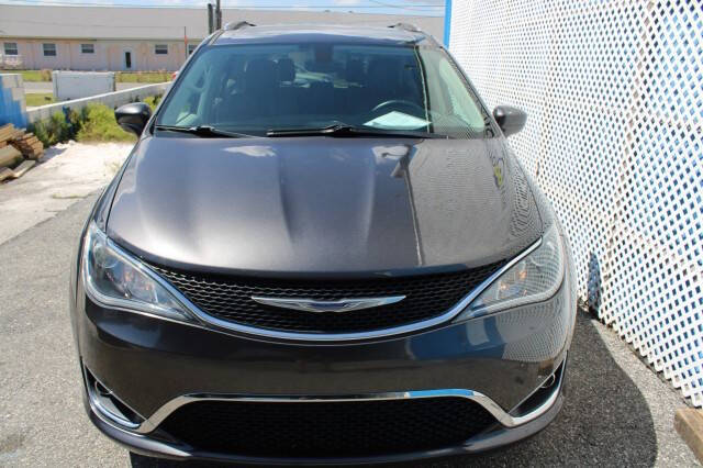 2019 Chrysler Pacifica Touring L