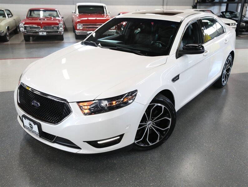 2016 Ford Taurus SHO
