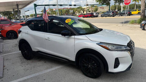 2021 Nissan Kicks SR