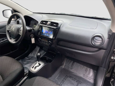 2024 Mitsubishi Mirage LE