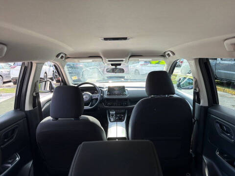 2024 Nissan Rogue S