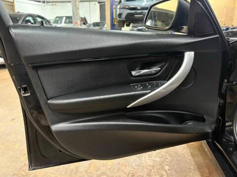 2017 BMW 3 Series 330i xDrive