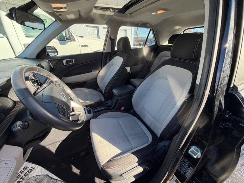 2023 Hyundai Venue SEL