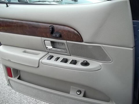 2010 Mercury Grand Marquis LS