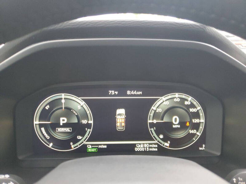 2025 Mitsubishi Outlander PHEV SEL