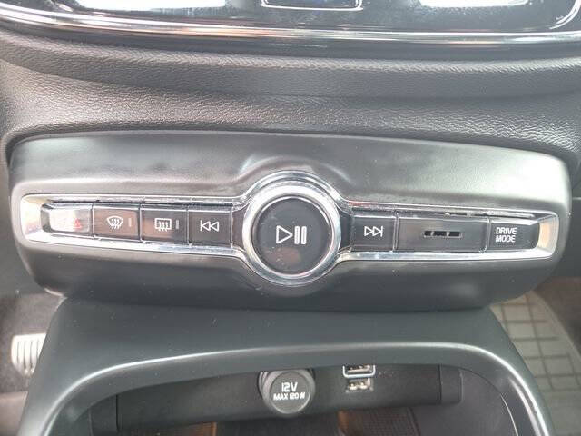 2019 Volvo XC40 T5 Inscription