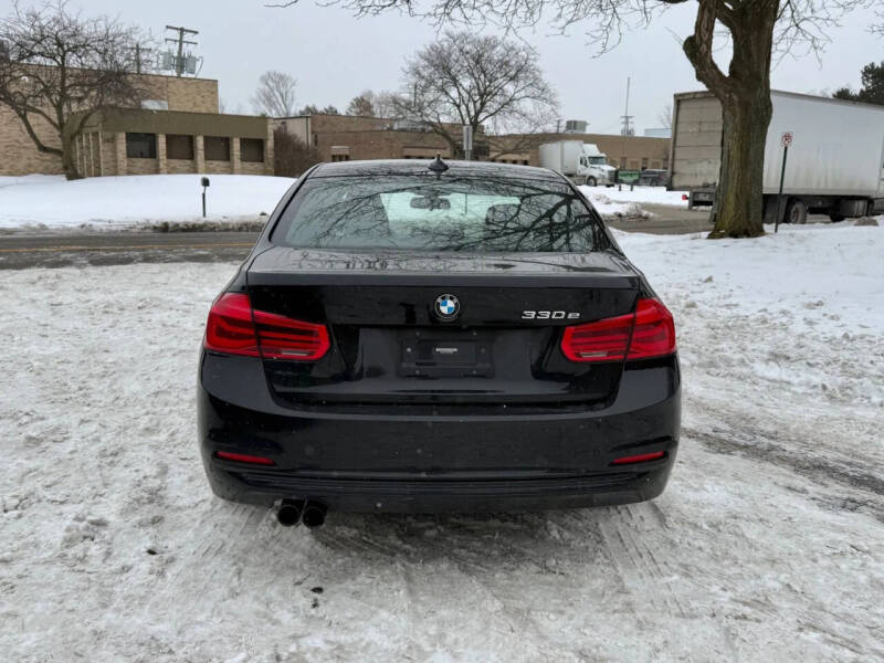 2017 BMW 3 Series 330e iPerformance