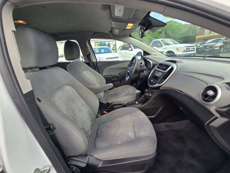 2020 Chevrolet Sonic LT