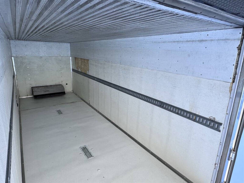 2018 Freightliner M2 106