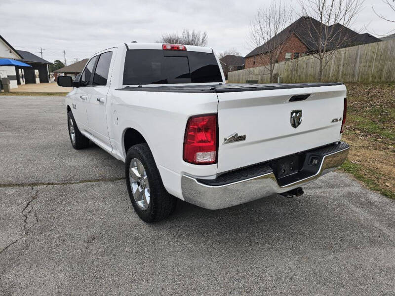 2015 RAM 1500 SLT
