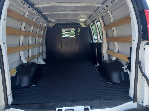 2024 Chevrolet Express 2500