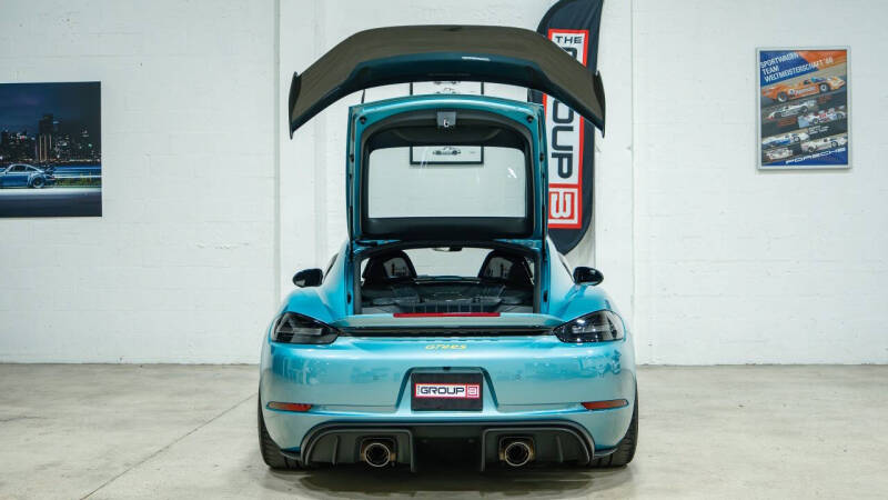 2024 Porsche 718 Cayman GT4 RS
