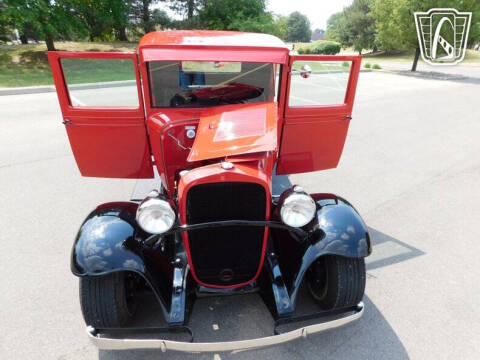 1933 Chevrolet Apache